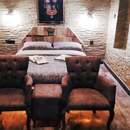 Golden House Lejlighedshotel *